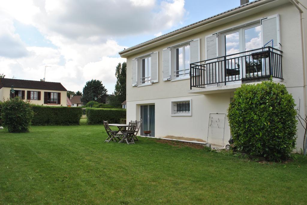 2 Bed House Near Disneyland Paris モントリー エクステリア 写真