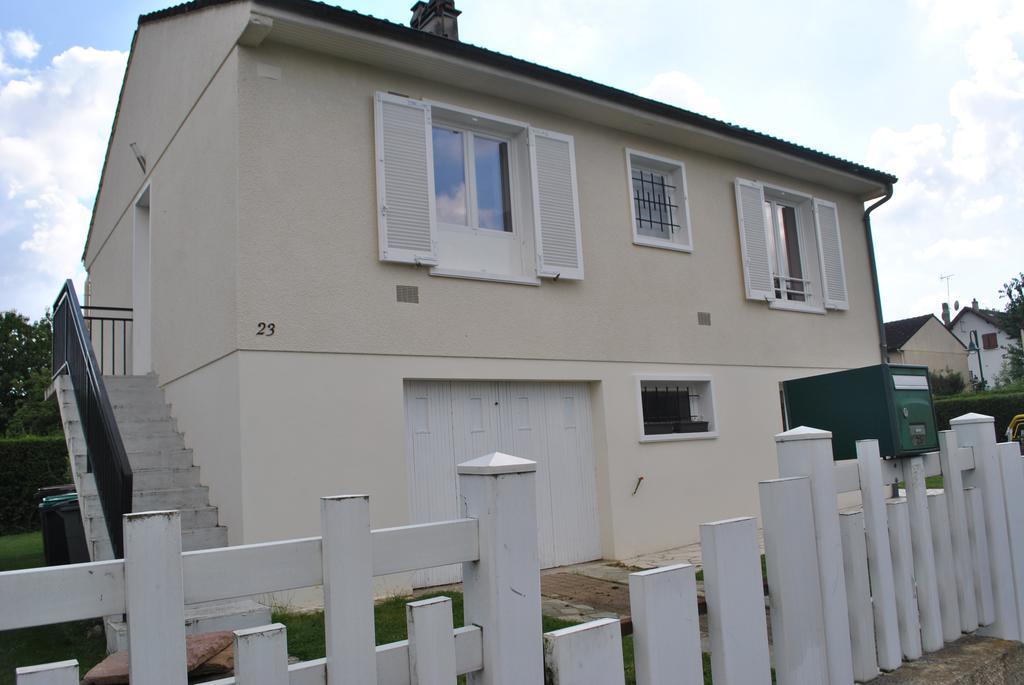 2 Bed House Near Disneyland Paris モントリー エクステリア 写真