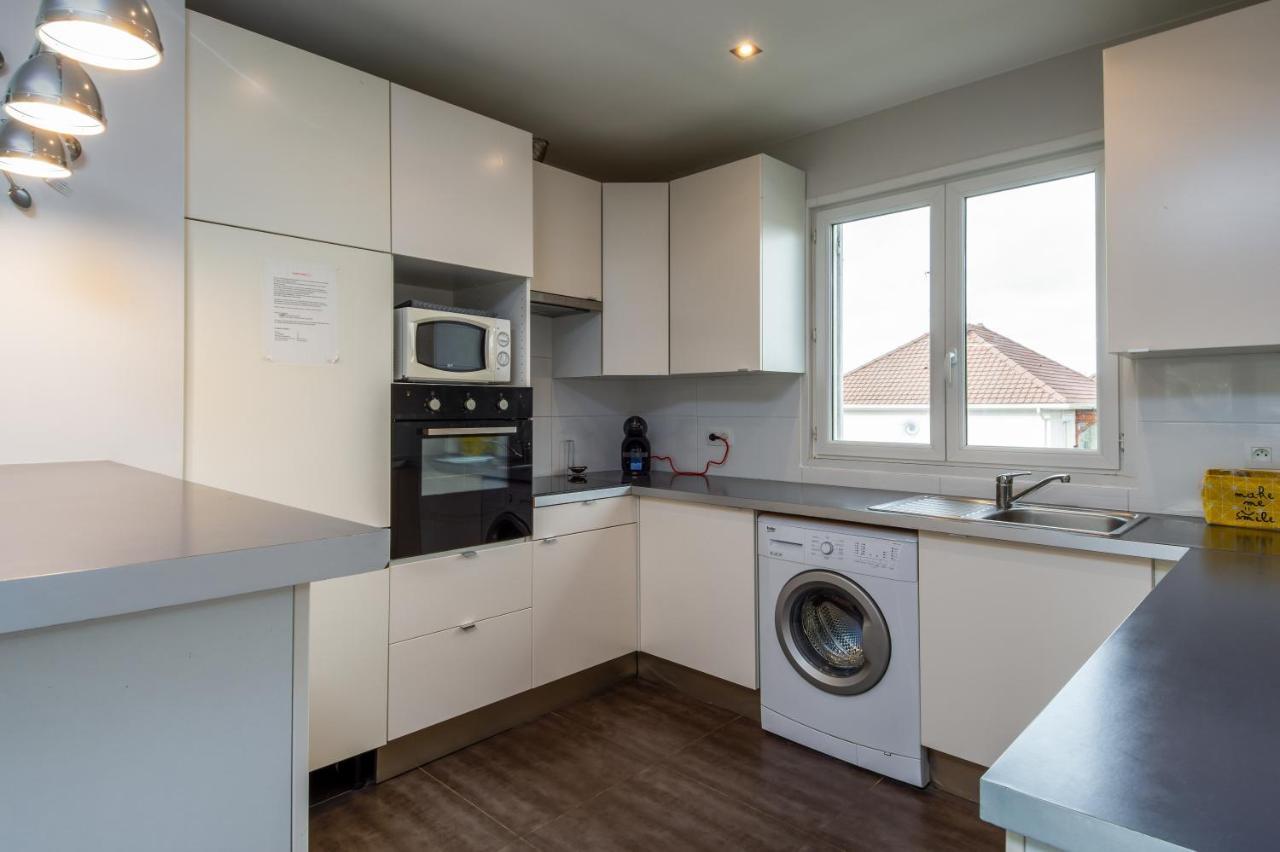 2 Bed House Near Disneyland Paris モントリー エクステリア 写真